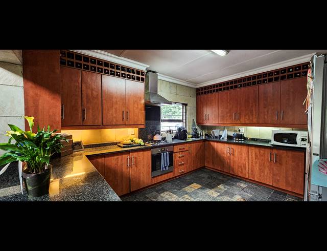 4 BEDROOM HOUSE FOR SALE IN SASOLBURG EXT 23